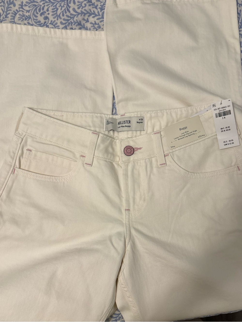 Hollister Women's White Baggy Jeans with Pink Stitching
